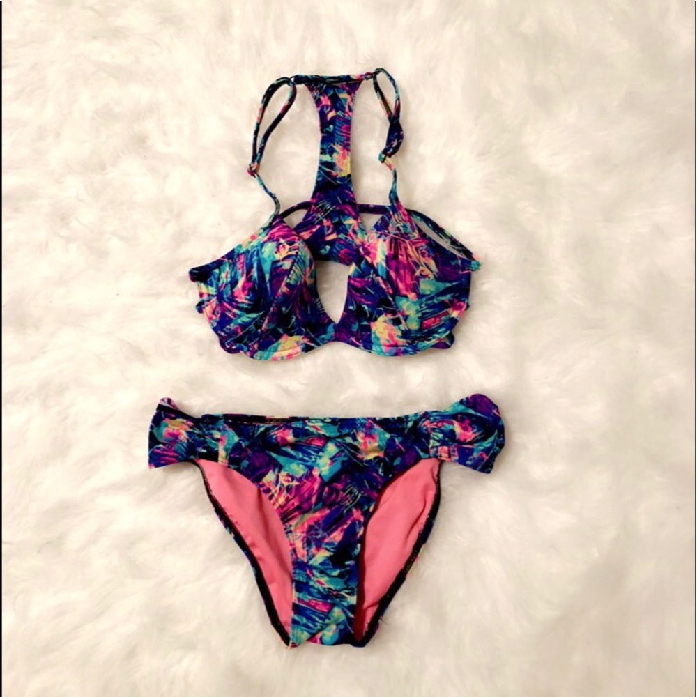 vs pink tropical bikini